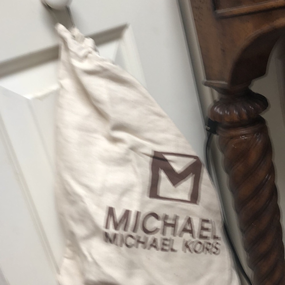 Michael kors bag. Soft metallic leather fringe and beads. With bag.authentic - Picture 9 of 12